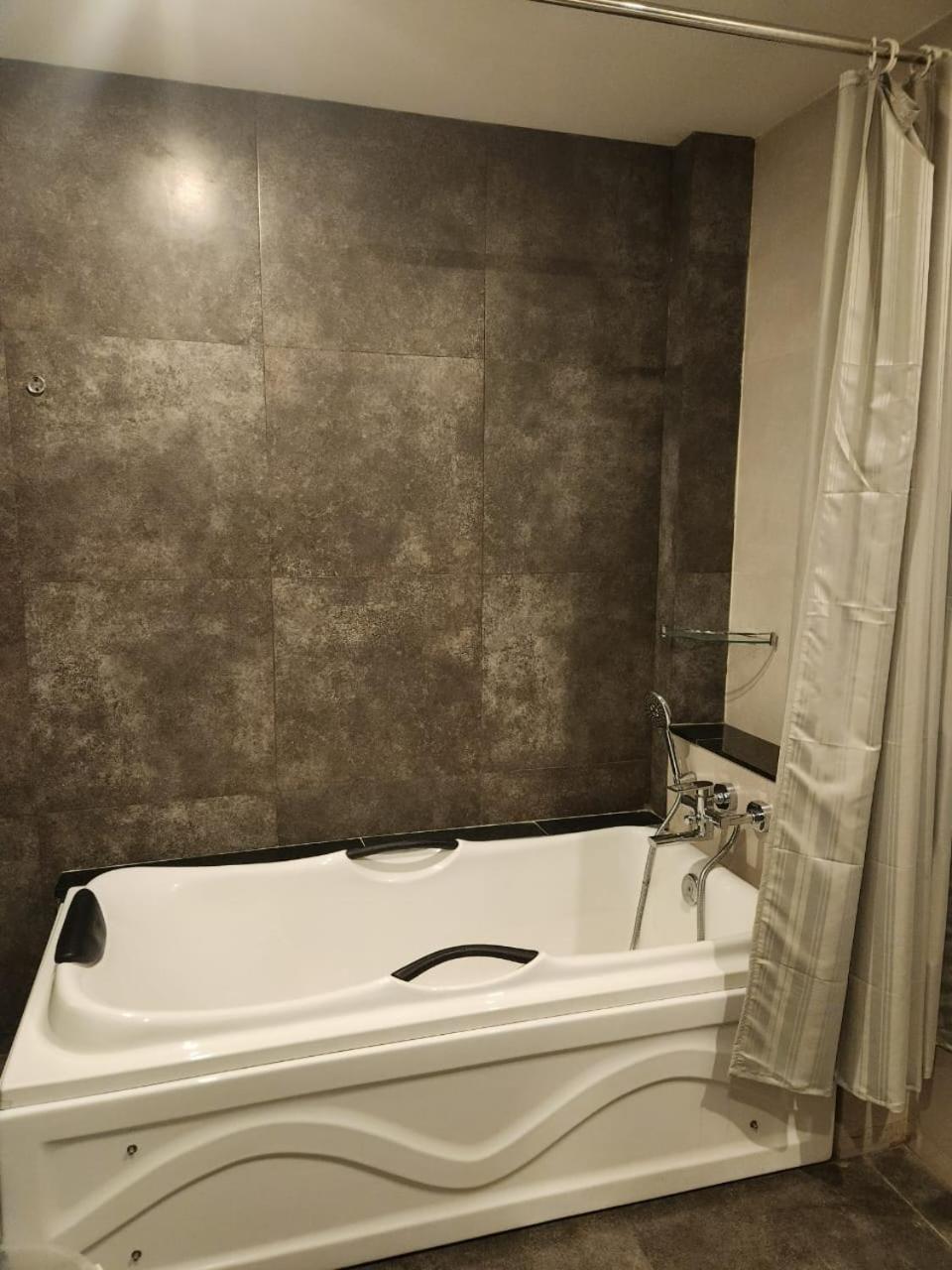 Hotel Le Sanara Residency Thanniyam Zewnętrze zdjęcie
